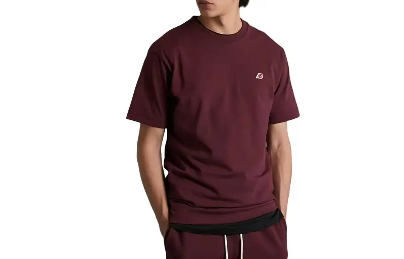 New Balance T Shirts Men's Red Crew Neck Moderate Straight Fit