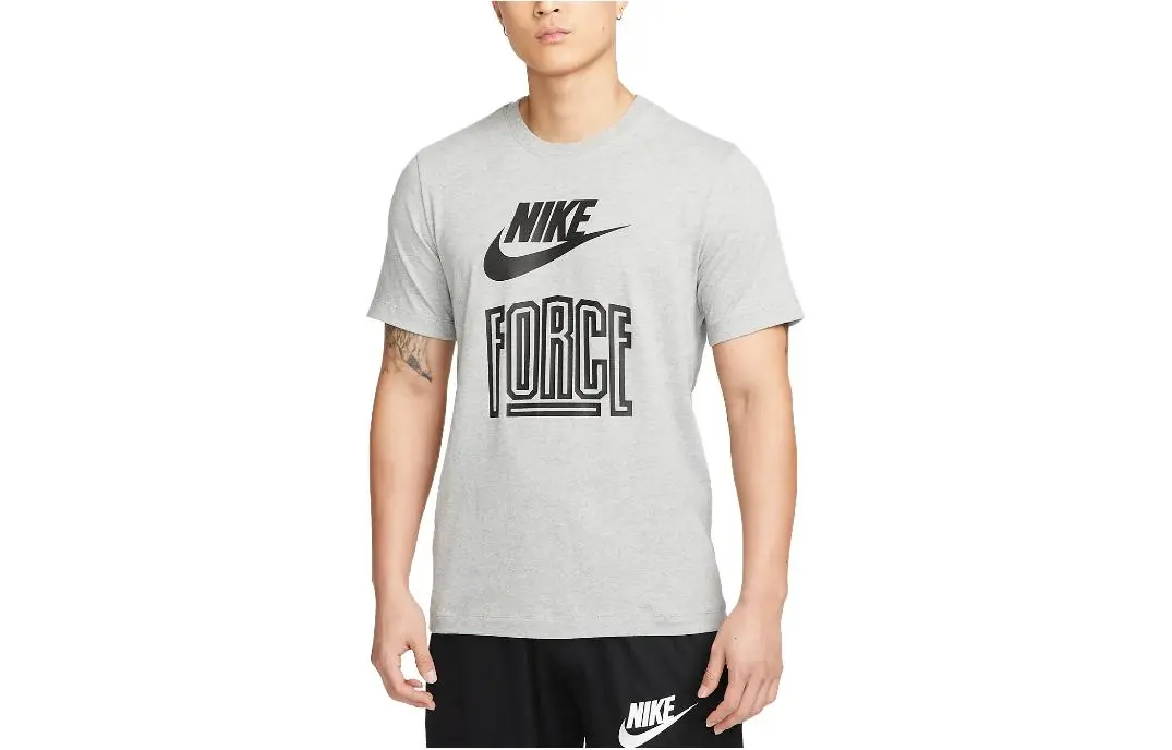 Nike T-Shirts Men's Light Gray Crew Neck Moderate Straight Fit