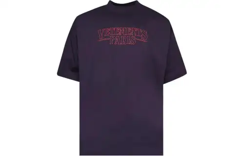 Vetements Paris Logo T Shirt