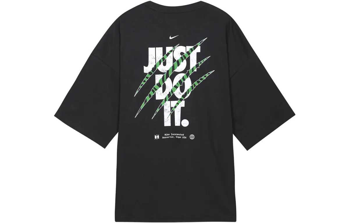 Nike T-Shirts Men's Black Crew Neck Moderate Straight Fit