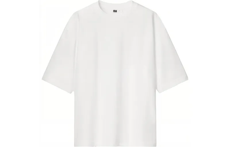 UNIQLO T Shirts Men's White Crew Neck Moderate Straight Fit