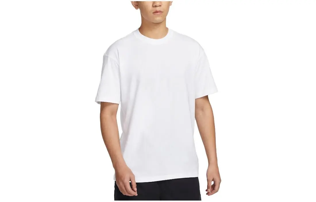 Nike T-Shirts Men's White Crew Neck Moderate Straight Fit