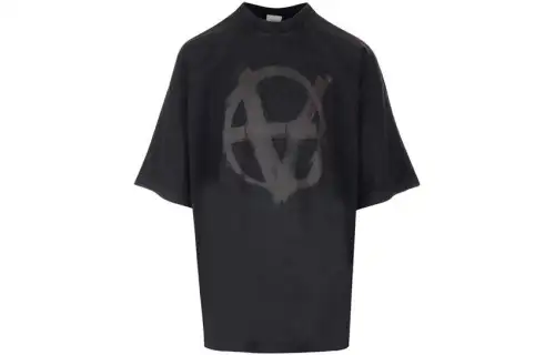 Vetements T Shirts Men's Black Crew Neck Moderate Straight Fit