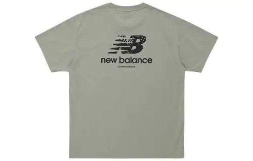 New Balance T Shirts Men's Khaki Crew Neck Moderate Straight Fit