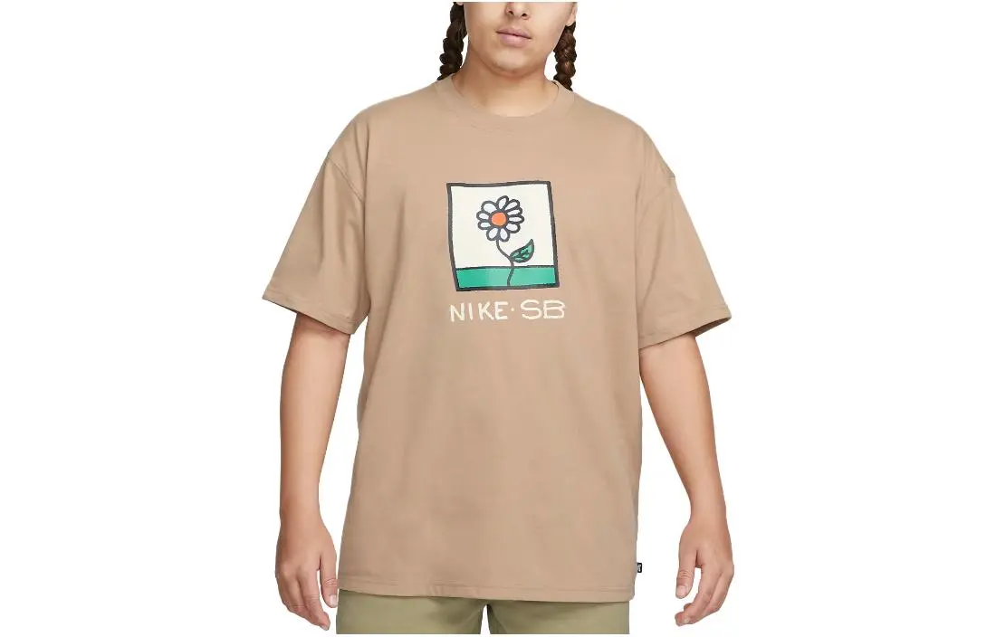 Nike T-Shirts Men's Khaki Crew Neck Moderate Straight Fit