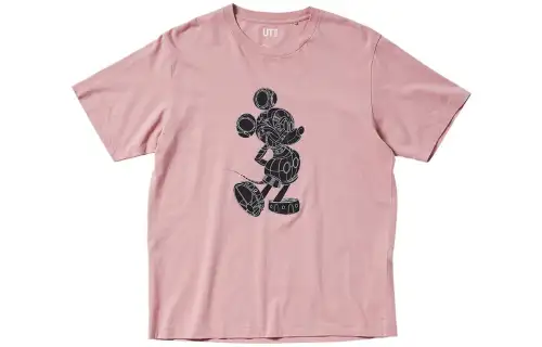 UNIQLO T Shirts Unisex Pink Crew Neck Moderate Straight Fit