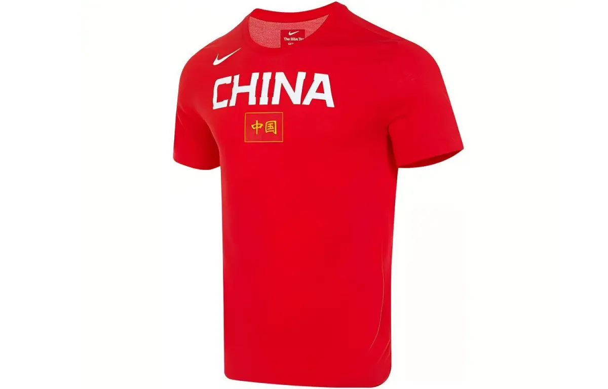 Nike T-Shirts Men's Red Crew Neck Moderate Straight Fit