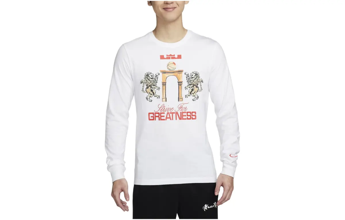 Nike T-Shirts Men's White Crew Neck Moderate Straight Fit