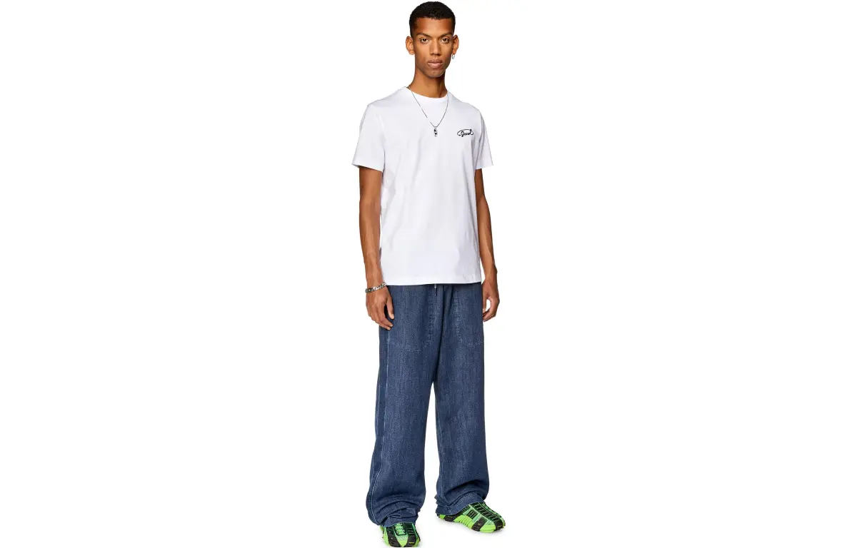 DIESEL T-Shirts Men's White Crew Neck Moderate