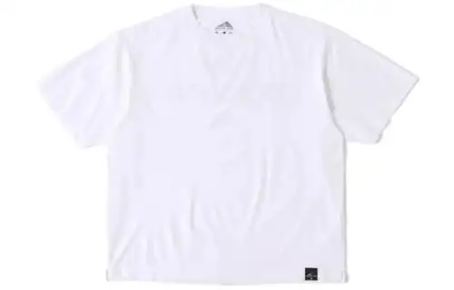 New Balance T Shirts Men's White Crew Neck Thin Straight Fit