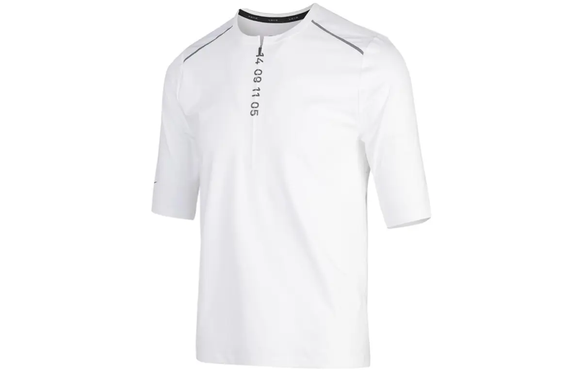 Nike T-Shirts Men's White Crew Neck Moderate Straight Fit