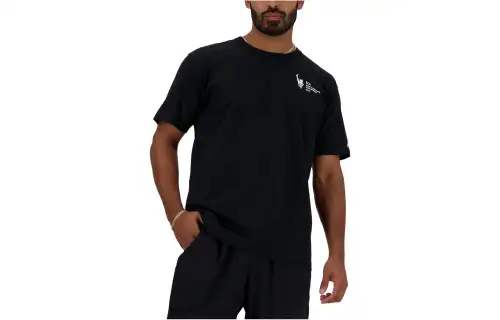 New Balance T Shirts Men's Black Crew Neck Moderate Straight Fit