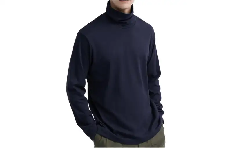 UNIQLO T Shirts Men's Navy Blue Turtleneck Moderate Straight Fit
