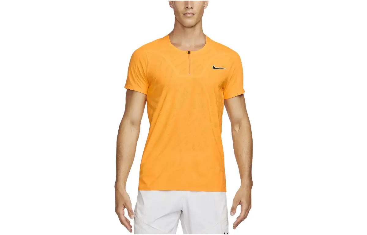 Nike T-Shirts Men's Yellow Crew Neck Moderate Straight Fit
