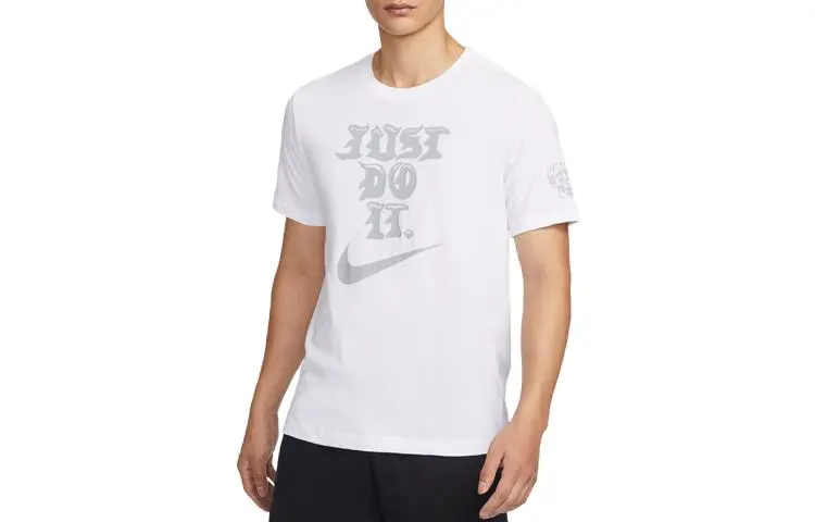 Nike T-Shirts Men's White Crew Neck Moderate Straight Fit