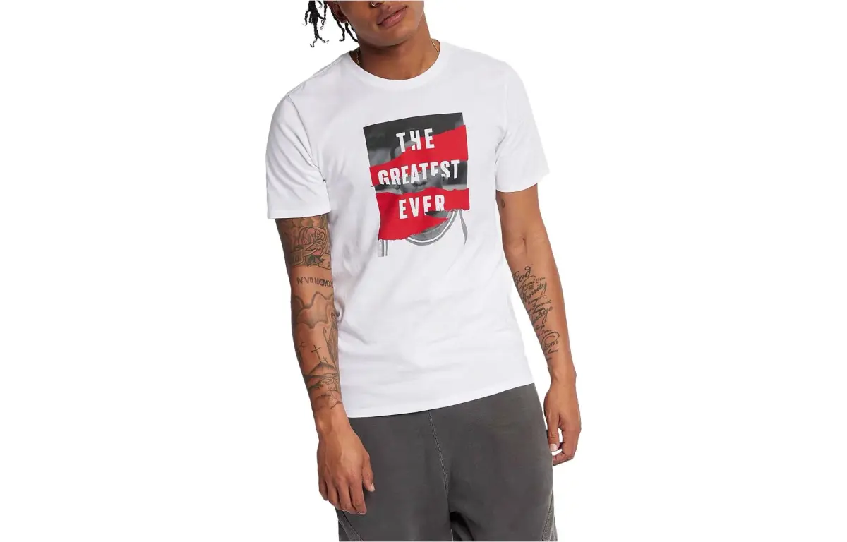 Nike T-Shirts Men's White Crew Neck Moderate Straight Fit