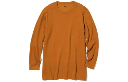 UNIQLO T Shirts Men's Mango Yellow Crew Neck Moderate Straight Fit