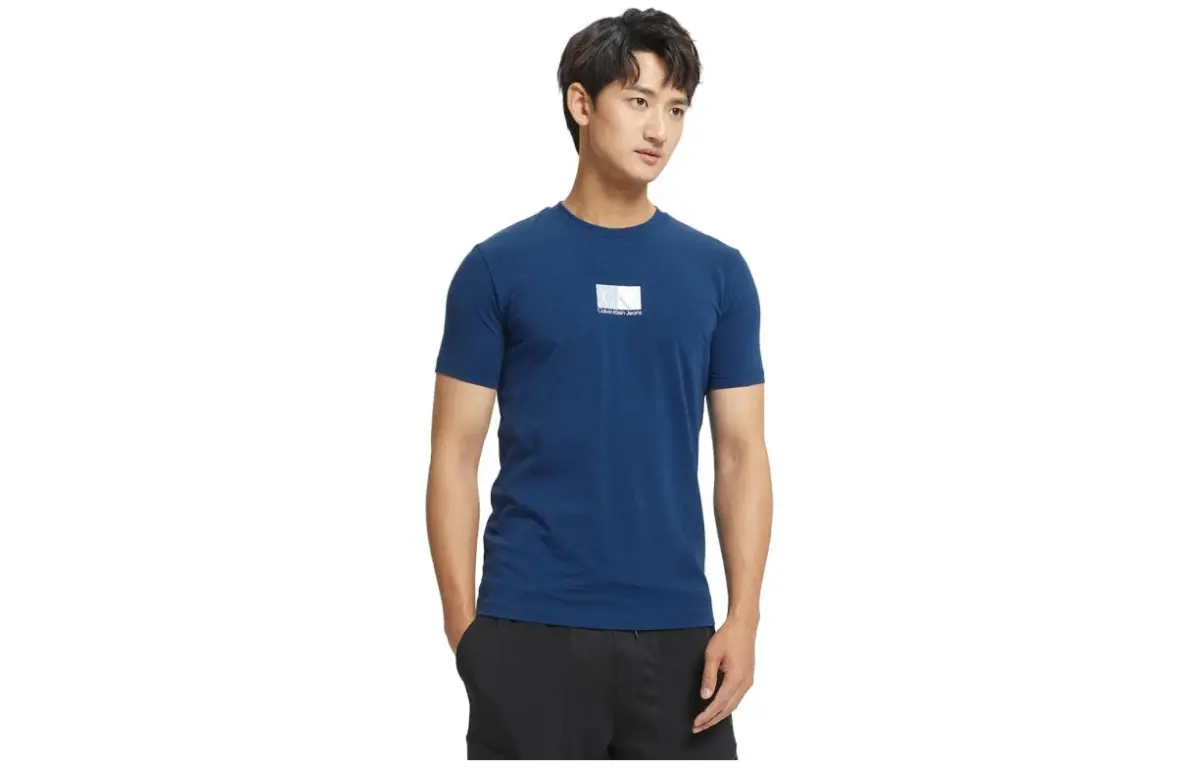 Calvin Klein T-Shirts Men's Blue Crew Neck Moderate Straight Fit