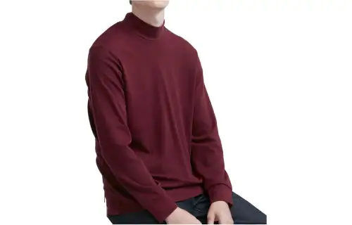 UNIQLO T Shirts Men's Maroon Half Turtleneck Moderate Straight Fit