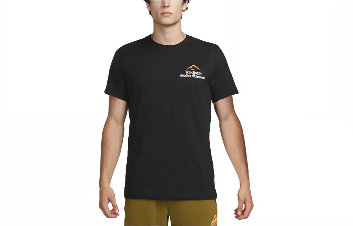 Nike T-Shirts Men's Black Crew Neck Moderate Straight Fit