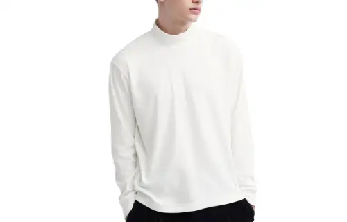 UNIQLO T Shirts Men's White Half Turtleneck Moderate Straight Fit