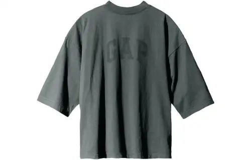 YEEZY Engineered By Balenciaga Dove 3/4 Sleeve Tee