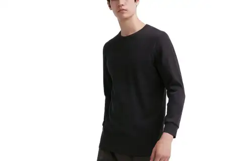 UNIQLO T Shirts Men's Tranquil Black Crew Neck Moderate Straight Fit