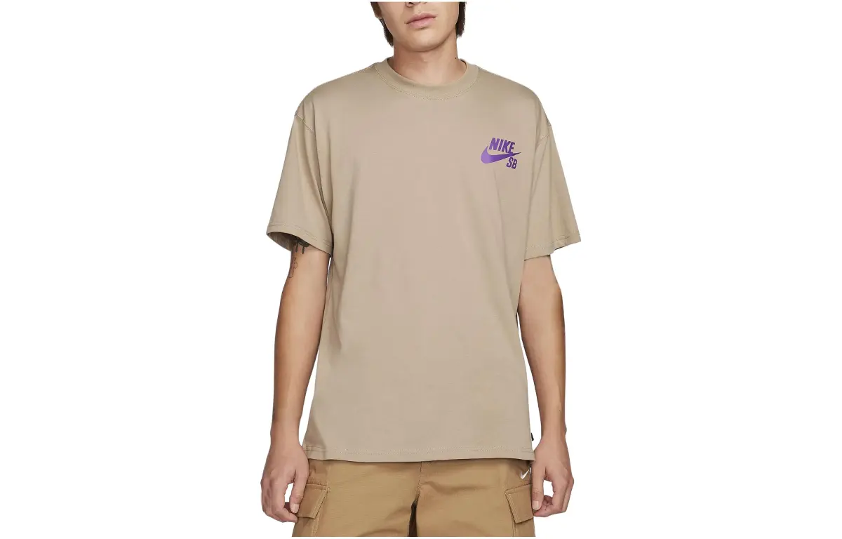 Nike T-Shirts Men's Khaki Crew Neck Moderate Straight Fit