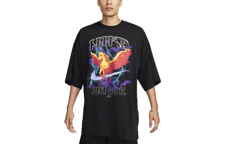 Nike T-Shirts Men's Black Crew Neck Moderate Straight Fit