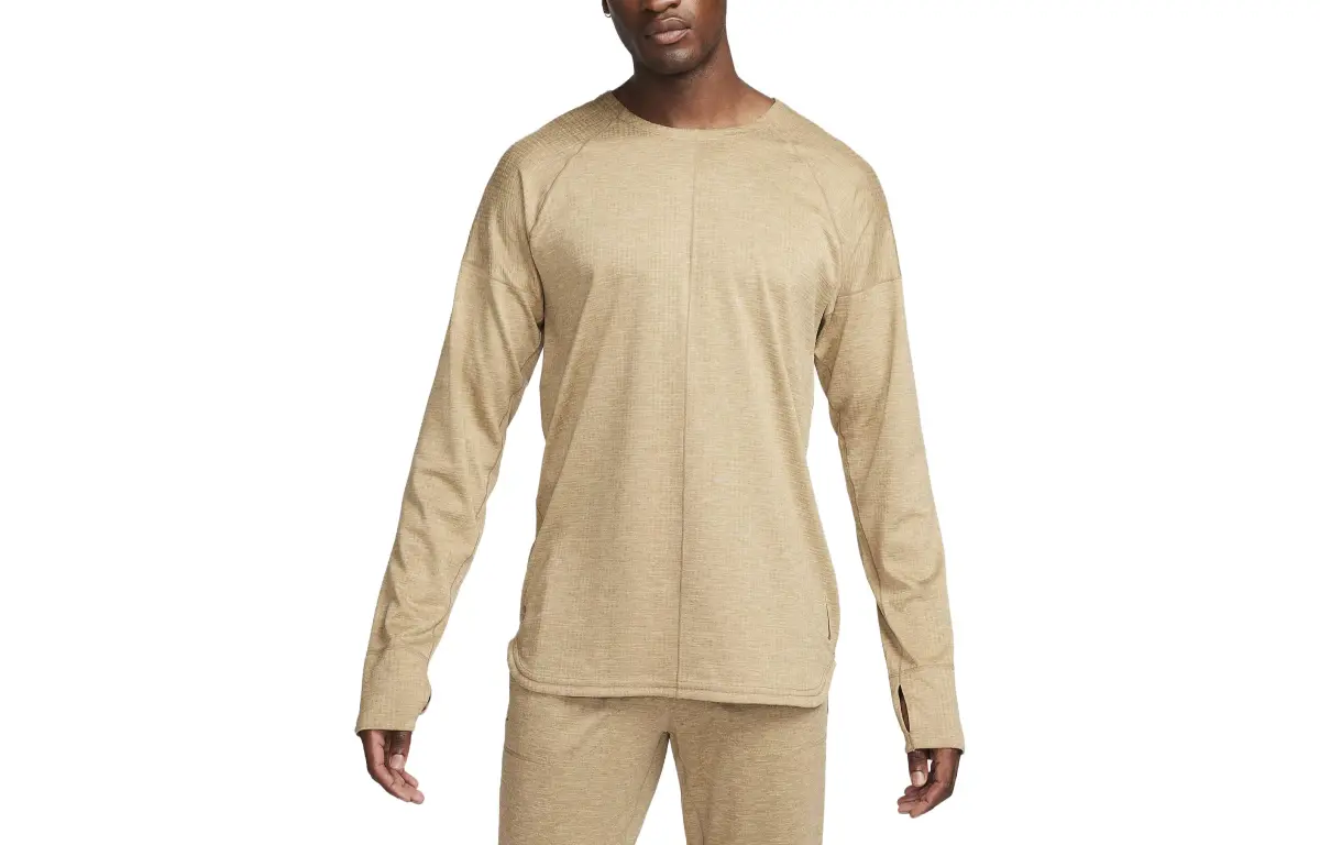 Nike T-Shirts Men's Yellow Crew Neck Moderate Straight Fit