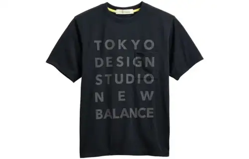 New Balance T Shirts Unisex Black Crew Neck Moderate Straight Fit