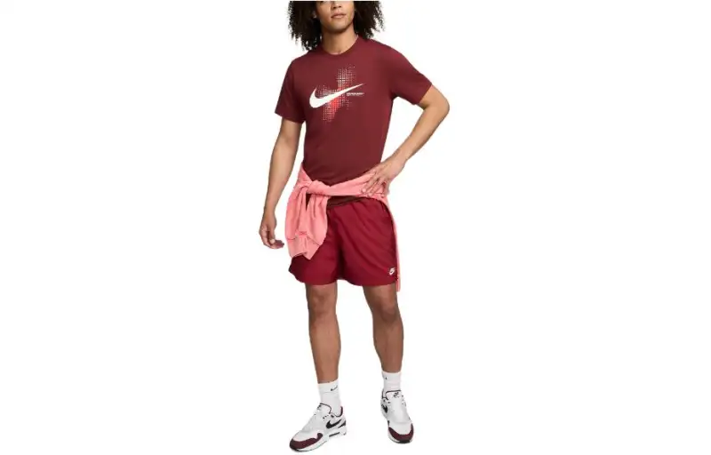 Nike T Shirts Men's Red Crew Neck Moderate Straight Fit