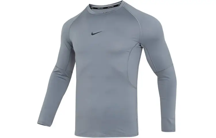 Nike long-sleeved performance T-shirt
