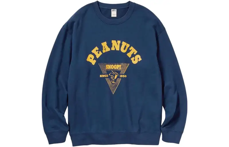 UNIQLO T Shirts Unisex Dark Blue Crew Neck Moderate