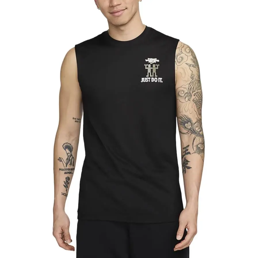 Nike T-Shirts Men's Black Crew Neck Moderate