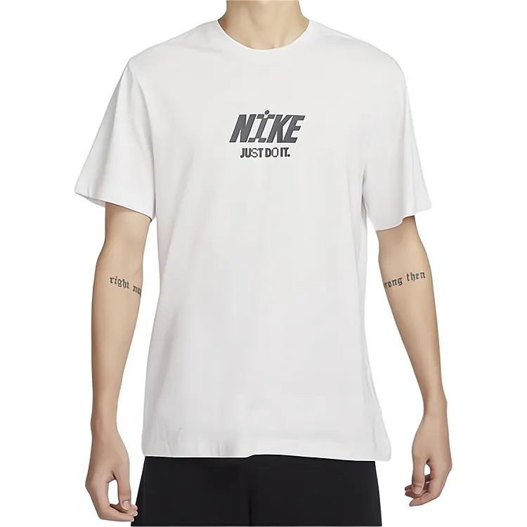 Nike T-Shirts Men's White Crew Neck Moderate