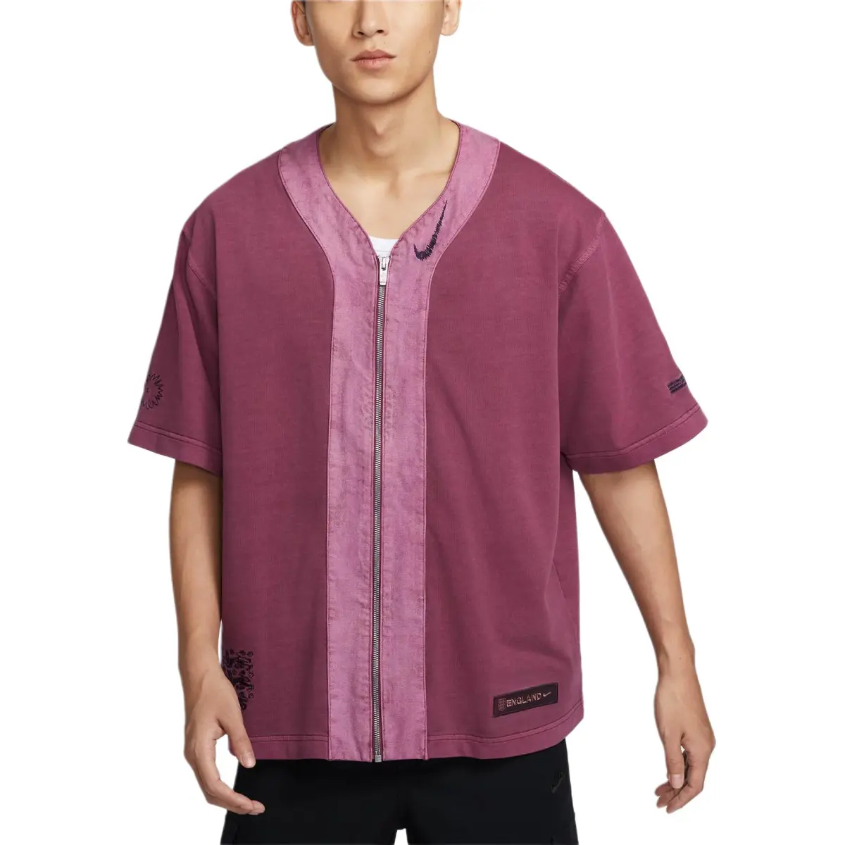 Nike Sportswear Essentials T Shirt Men's Red Sandalwood Red