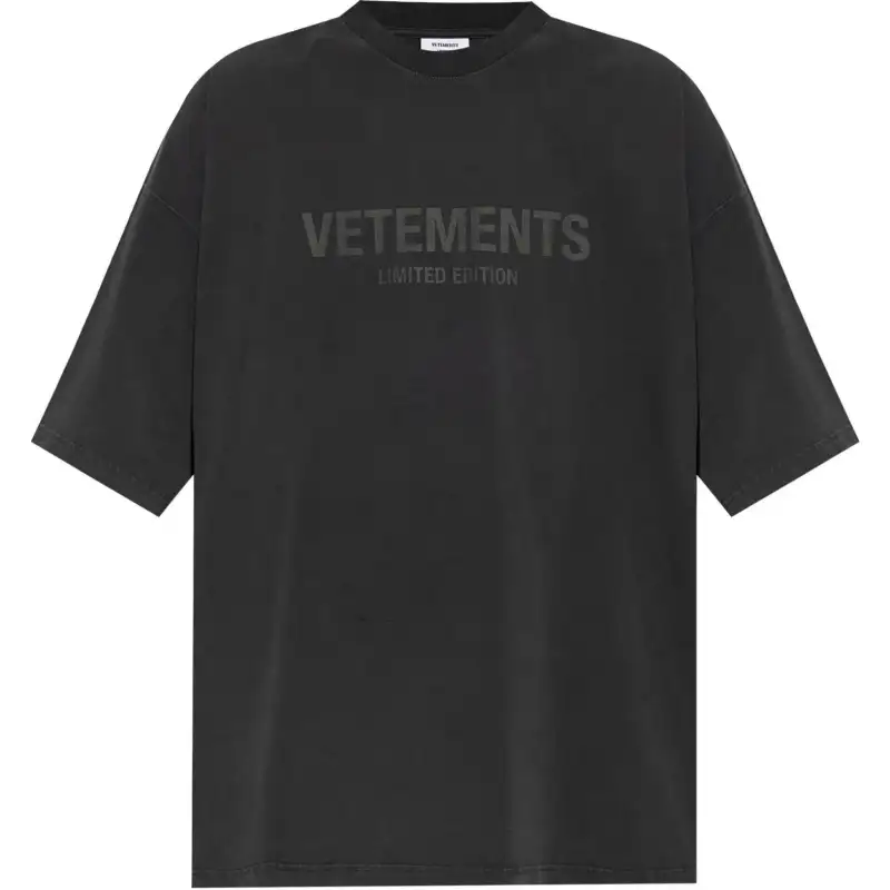 Vetements logo-print T-shirt