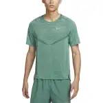 Nike T Shirts Men's Green Crew Neck Moderate Straight Fit