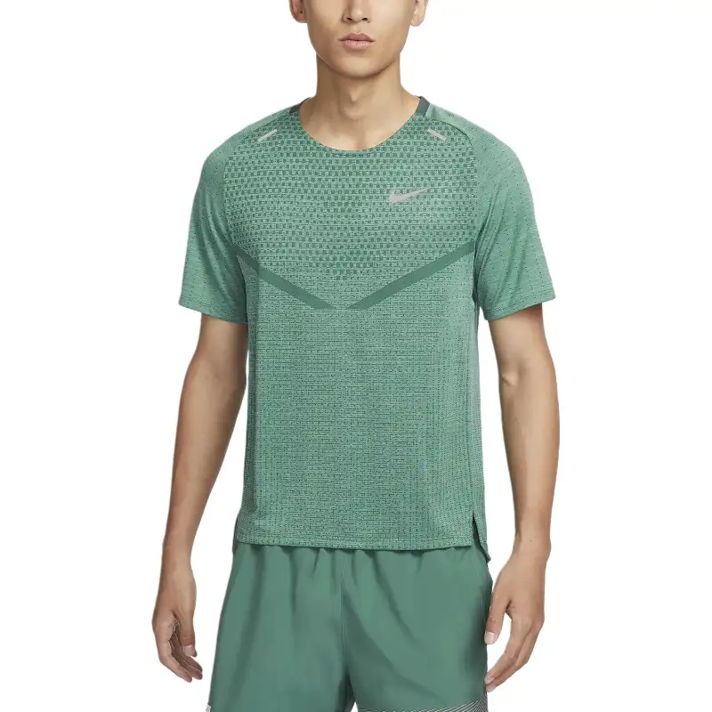Nike T Shirts Men's Green Crew Neck Moderate Straight Fit