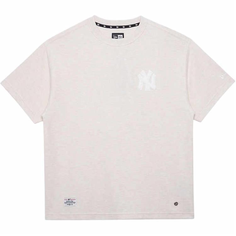 Футболка New Era FW24 MLB New York Yankees (молочная)