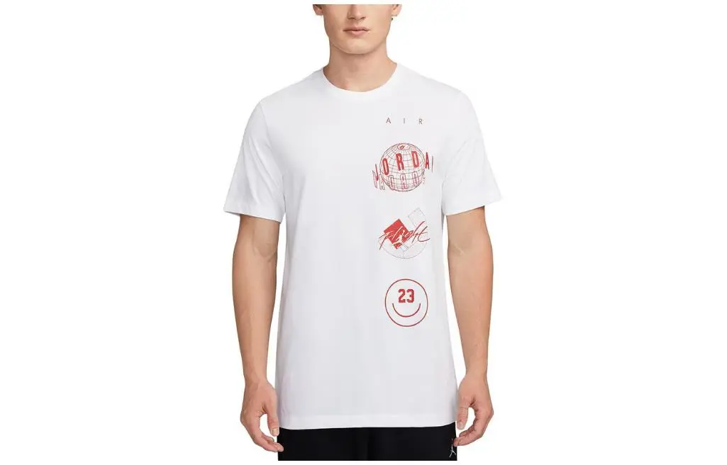 Nike T-Shirts Men's White Crew Neck Moderate Straight Fit