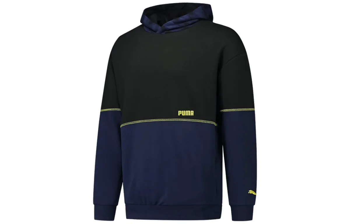 PUMA Sweatshirts Men's Black Hooded Moderate Regular