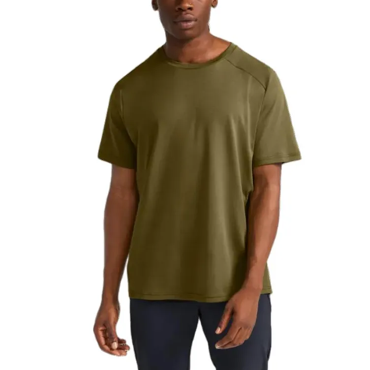 On Focus-T-Shirts Men's Crew Neck Moderate Straight Fit