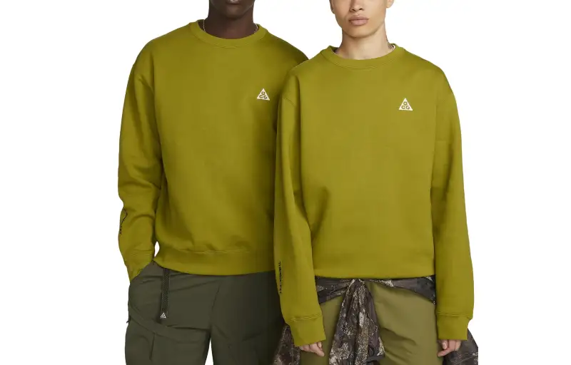 Nike ACG THERMA FIT Sweatshirts Unisex Olive Green Crew Neck Moderate Regular