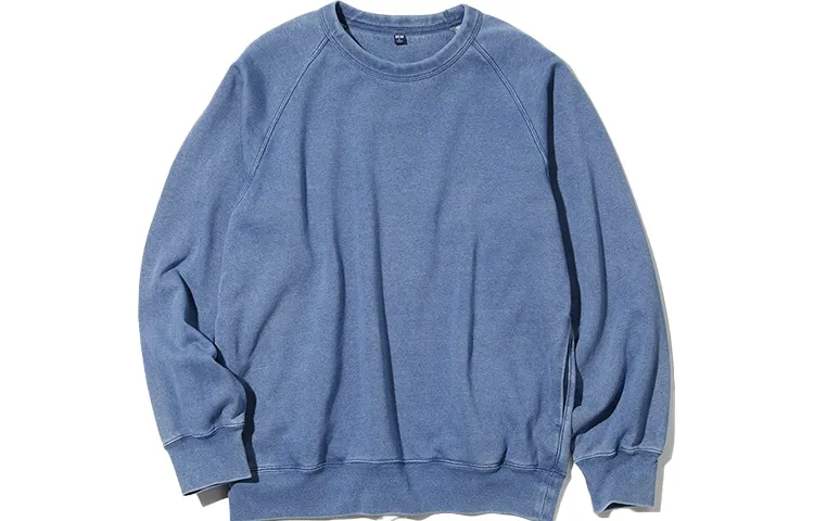 UNIQLO Sweatshirts Unisex Blue Crew Neck Moderate Heavyweight