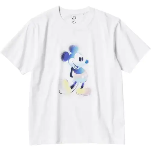 UNIQLO UT T Shirts Unisex White Crew Neck Moderate