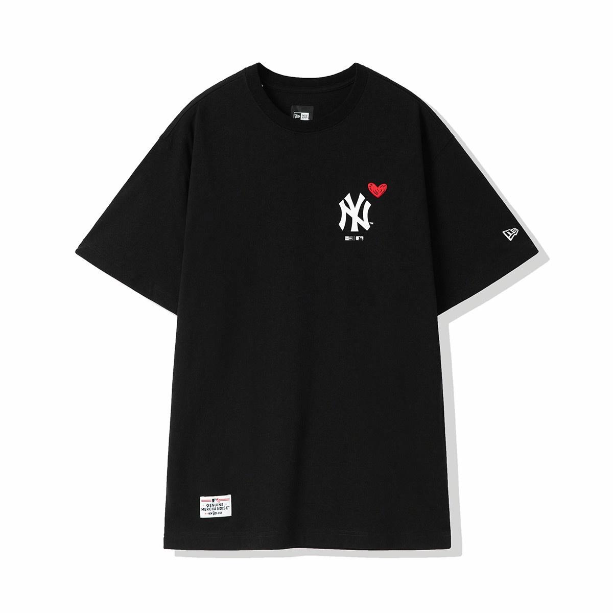 Футболка New Era NY Yankees Heart (черная)