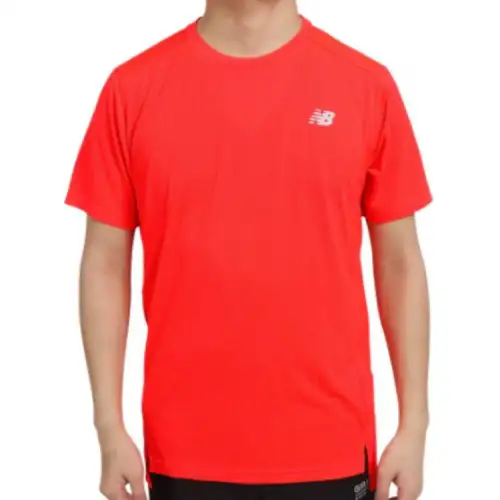 New Balance T Shirts Men's Red Crew Neck Moderate Straight Fit
