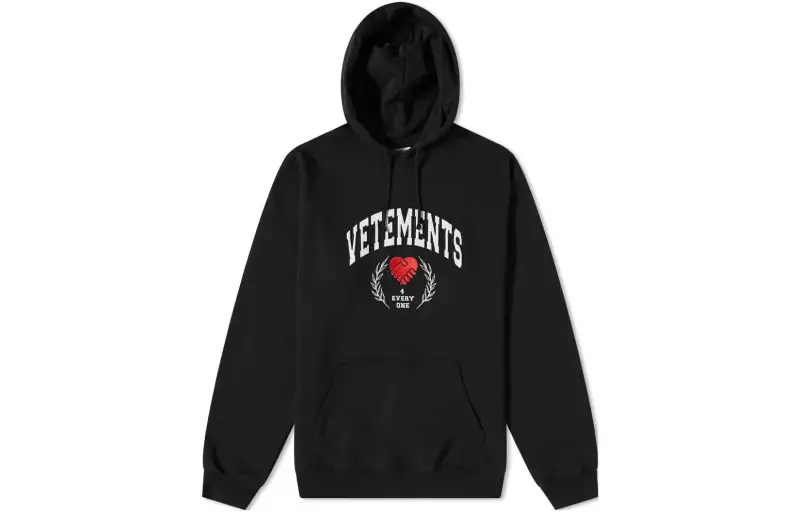 Vetements Sweatshirts Men's Black Hooded Moderate Regular